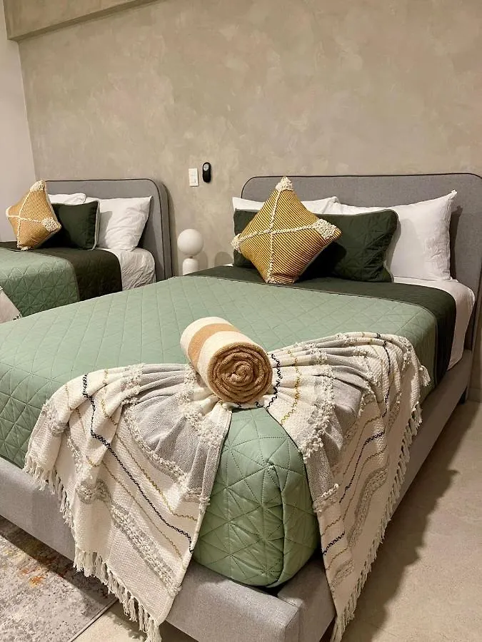 Urban Towers - Brand New Contemporary Apartment In Downtown Playa del Carmen Apartmanhotel